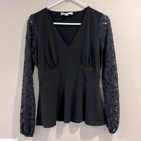 🔥Michael Kors Elegant Black Lace Sleeve Top🔥 - Picture 1 of 7